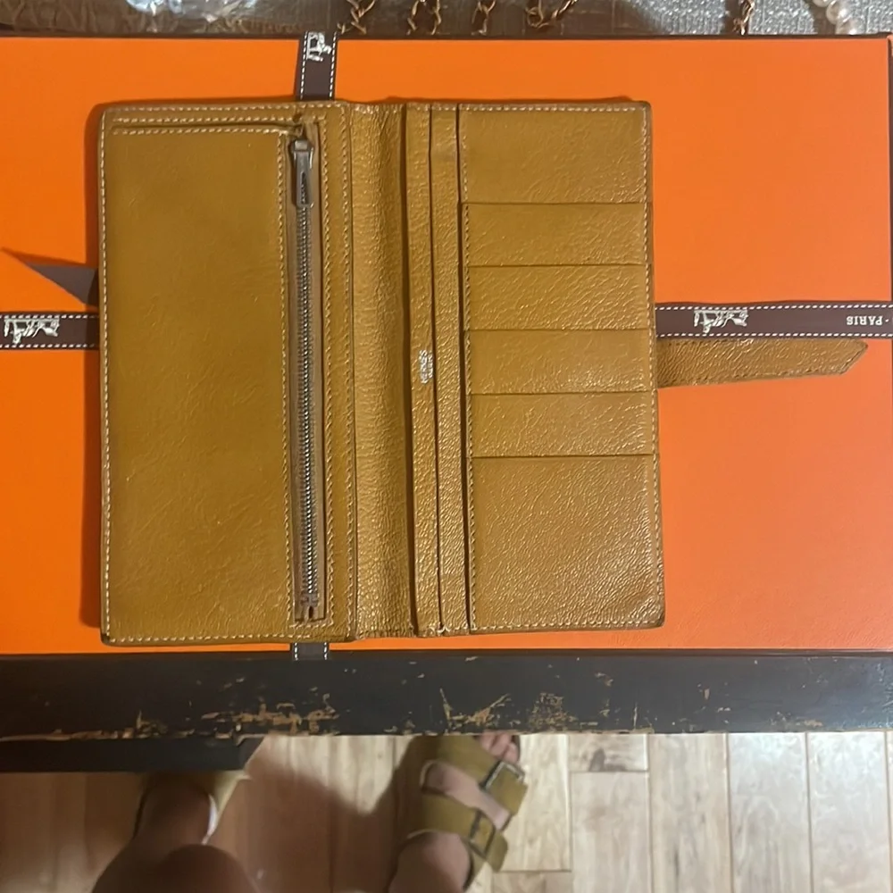 Hermes Bearn vintage brown wallet with a Gold Chain